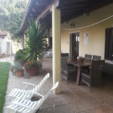 Country House Podeželska hiša Lokev